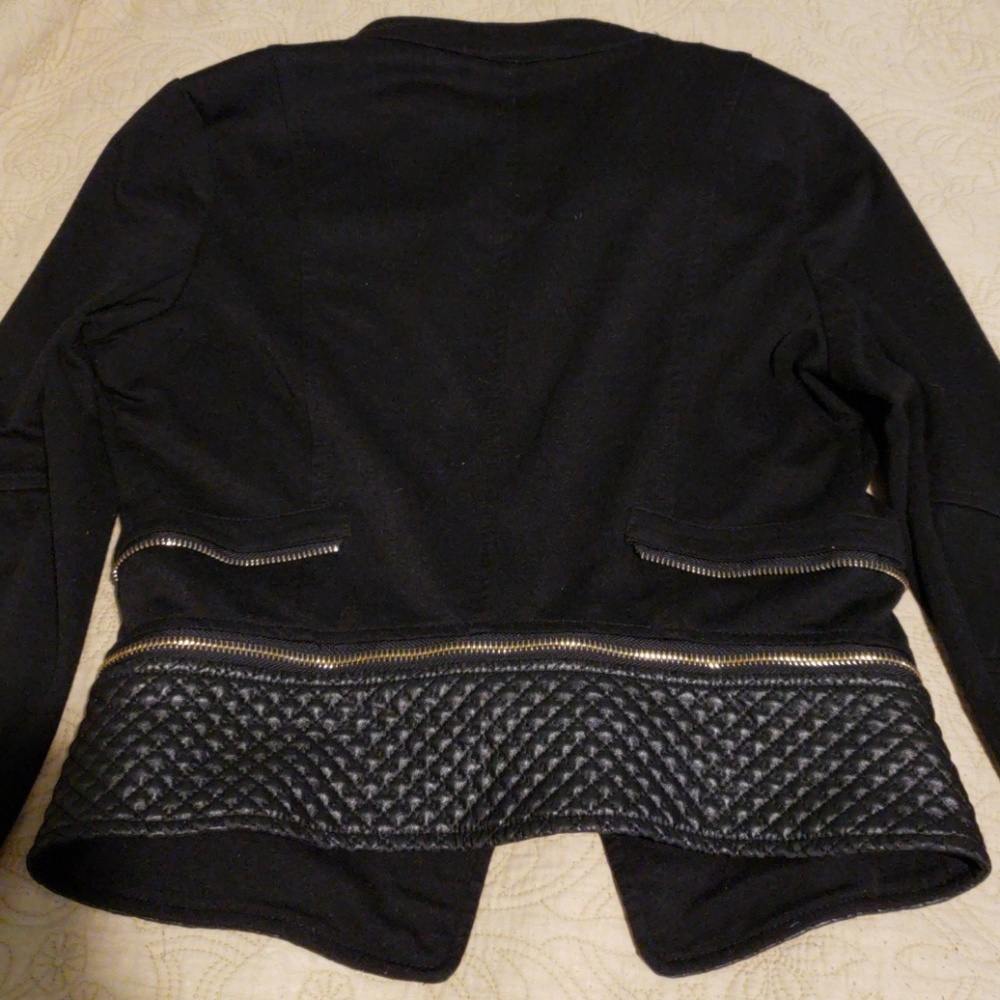 Jacket - Picture 4 of 4